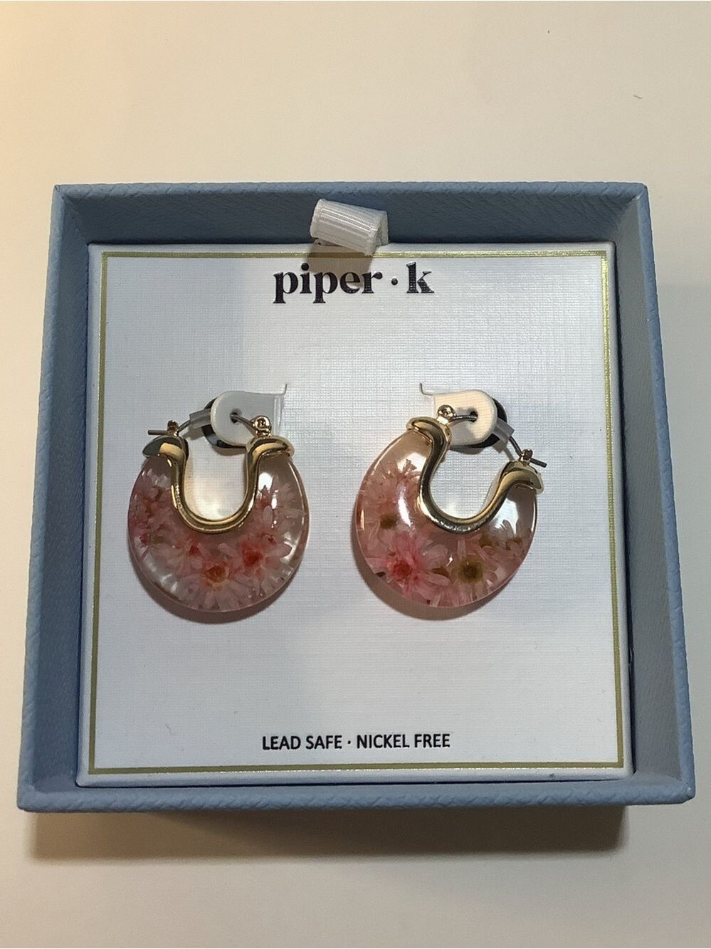 Piper K Resin Hoop Earrings With Pink Pressed Flowers New